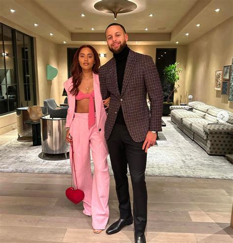 Meet the NBA's sexiest WAGs - from Savannah James to Ayesha Curry - Daily Star