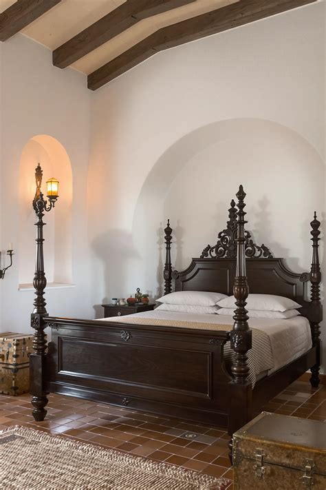 Spanish Renaissance Bed Antique Spanish Colonial Oak Leather Bench