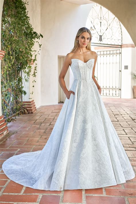 T262064 Contemporary and Romantic Grace Jacquard A-line Gown with Boned ...