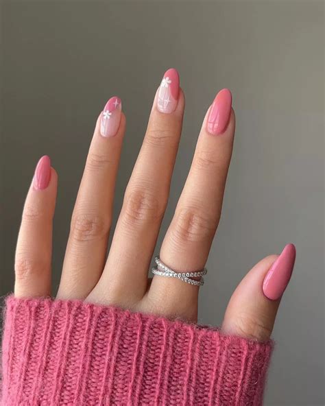 70 Almond Nail Ideas: Best Almond Shaped Nails Designs To Copy in 2022 ...