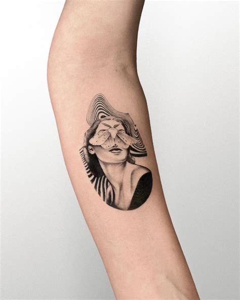 Claudia | 🖤 Uno de hace meses en mi visita a @nomadttt 🖤 Información para cotizar a través de ...