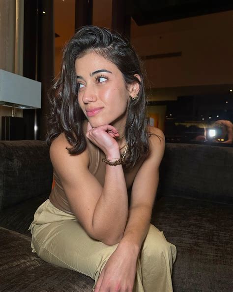 Sara Saffari | what’s up guys 😏 | Instagram