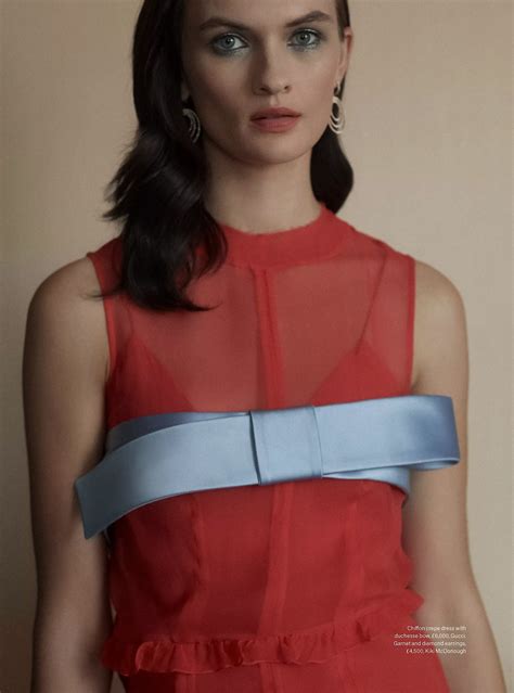 Lara Mullen Holiday Style Harper's Bazaar UK December 2023 — Anne of ...