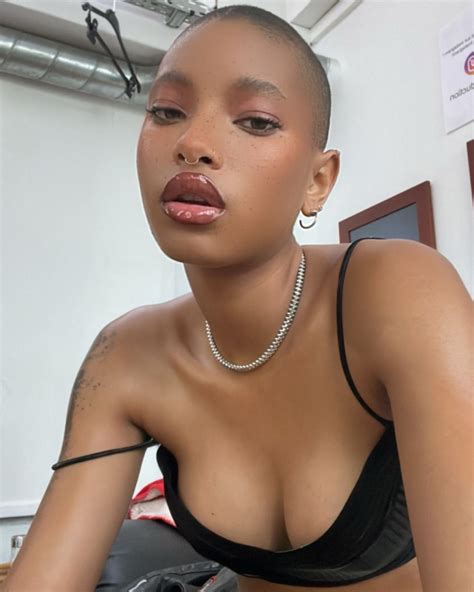 Willow Smith Biography, Age, Songs, Parents, Movies, TV Shows, Net Worth