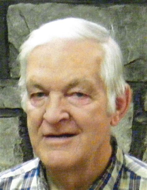 Robert Dale "Bob" Griesse - 2021 - Vinyard Funeral Homes