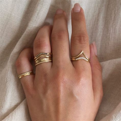 15 Wedding Band Stack Ideas to Copy - WithLoveLive
