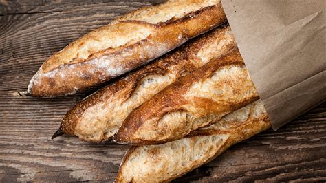 How to Eat a French Baguette - Online Baking and Cooking Classes - The ...