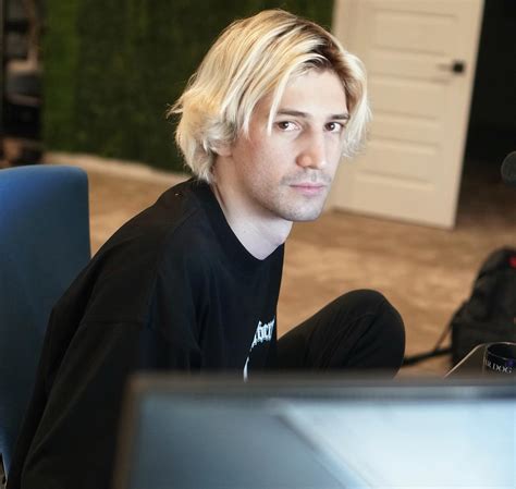 xQc Net Worth 2024: How Much Does He Really Make - All About Peoples