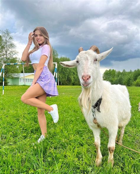 lerabuns-leaked-fansly76 - ColorMusic