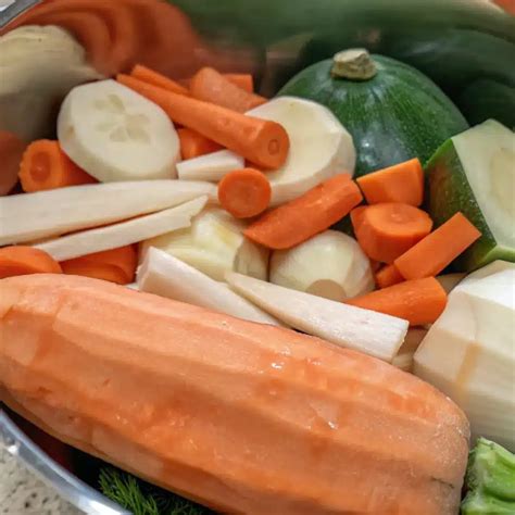 Jewish Chicken Noodle Soup Recipe – The Best Traditional Comfort Soup ...