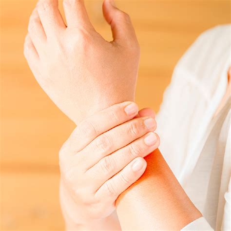 Broken Wrist Nerve Damage Symptoms at Sandra Galvez blog