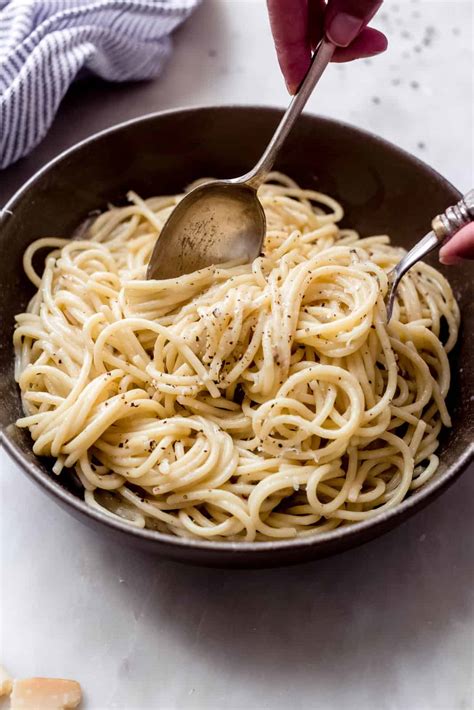 Deliciously Easy Cacio E Pepe (3 Ingredients!) Recipe | Little Spice Jar