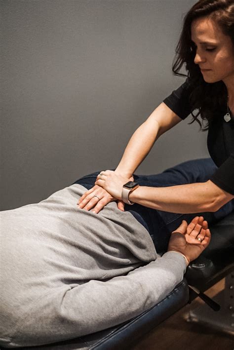 Top 5 Reasons to See a Chiropractor After a Car Accident