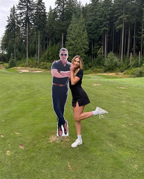 Jessica Bailey | Roses are red 🌹 Violets are Blue 🪻Japan I can’t wait ...