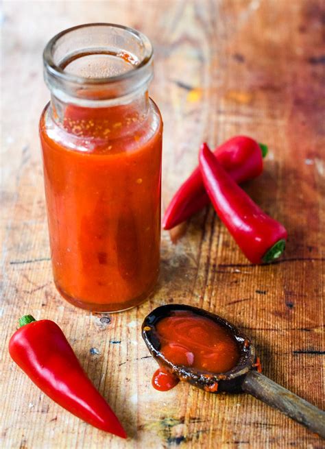 Homemade Sriracha Hot Sauce Recipe - Larder Love