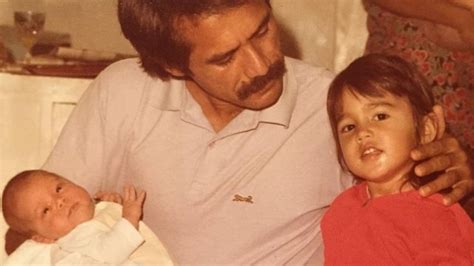 Tulsi Gabbard From Childhood To Political Star