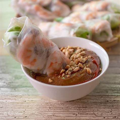 Vietnamese Peanut Dipping Sauce for Spring Rolls (Tương Chấm Gỏi Cuốn ...