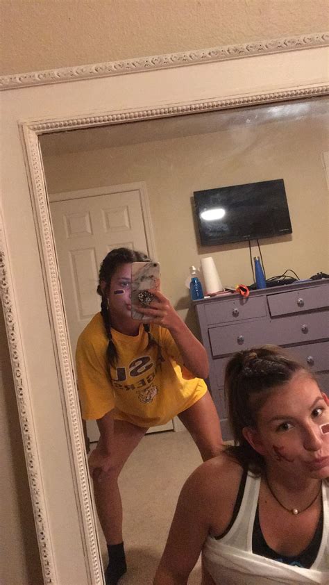 Pin by Kylie on me | Selfie, Mirror selfie, Unique