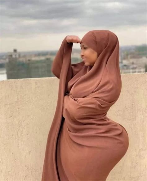 Thick Girls Outfits, Girl Outfits, Hausa Fulani, Big Booby Girls, Black ...