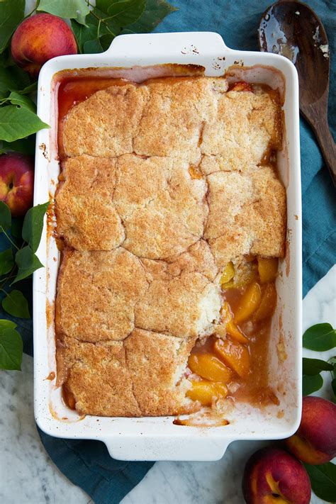 Peach Cobbler Recipe Canned / Easy Peach Cobbler / Peach cobbler is a ...