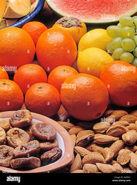 fruits melon watermelon mandarin grapes oranges higos lemons kaki dry ...