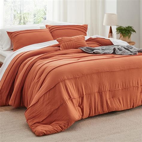 Amazon.com: Bedsure California King Comforter Set - 4 Pieces Pinch ...