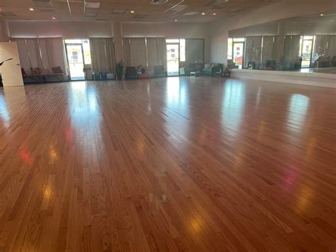 El Flow | 3,600 SFT Dance Studio with 2 rooms of hardwood sprung dance ...