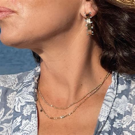 How to Keep Stacked Necklaces from Tangling | Expert Tips & Solutions ...