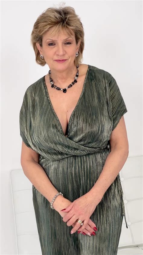 Who Is Gill Ellis Young? Meet the UK’s Fashion Icon