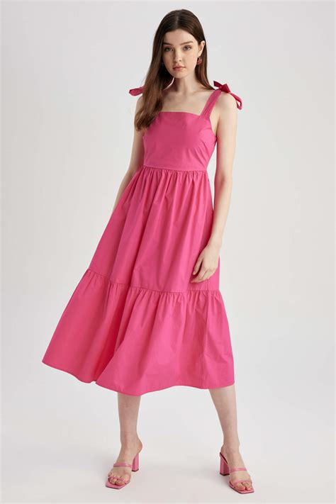 Pink Woman Square Neck Poplin Midi Short Sleeve Dress 2723228 | DeFacto