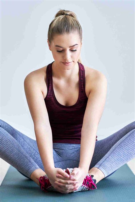 5 Effective Stretches For Tight Hips - Ironwild Fitness