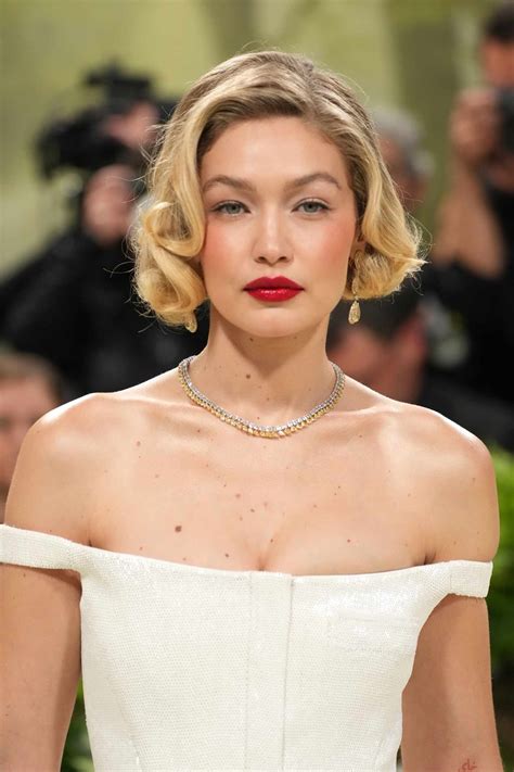 The Best Bob Styles to Flatter Every Face Shape