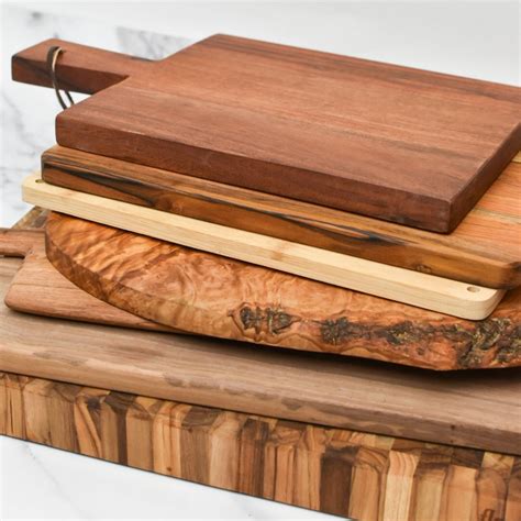 Balsamic Glaze vs Balsamic Vinegar - Thyme For The Table