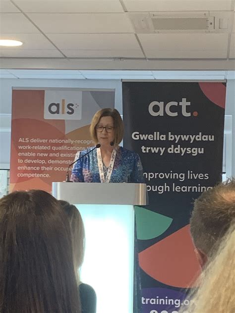 Rhian Parsons on LinkedIn: Marie Wood kicking off today’s Cerebral Palsy Cymru Corporate Networking…