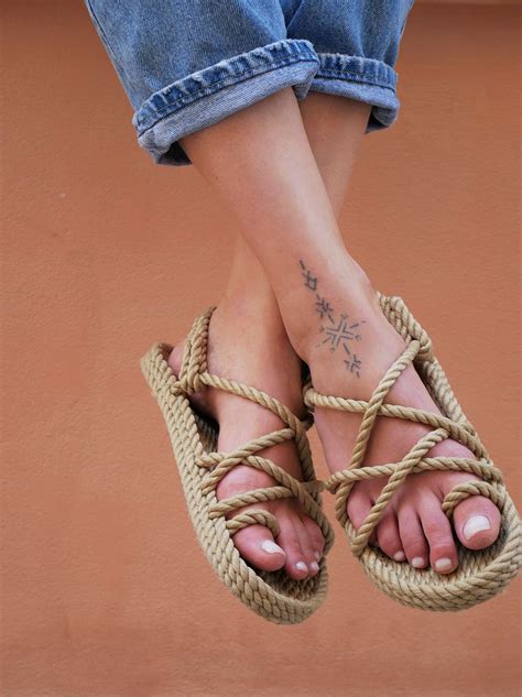 Toe Joe Camel Sandals - Nomadic State of Mind | Crochet shoes, Diy ...