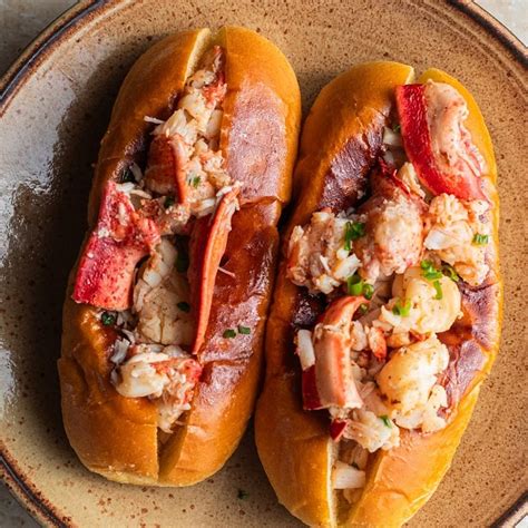 Connecticut Lobster Roll with Warm Brown Butter Recipe | Samsung Food App