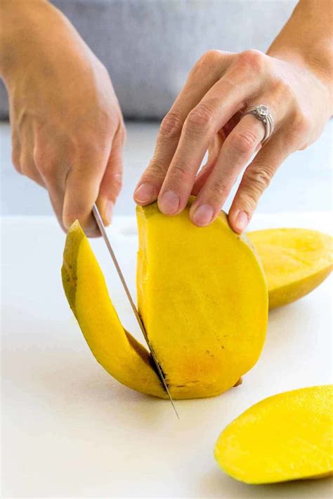 How To Cut A Mango With A Mango Cutter at Bruce Green blog