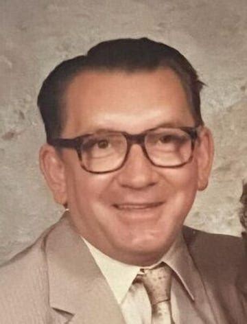 Michael Kramp Obituary - Lansing State Journal