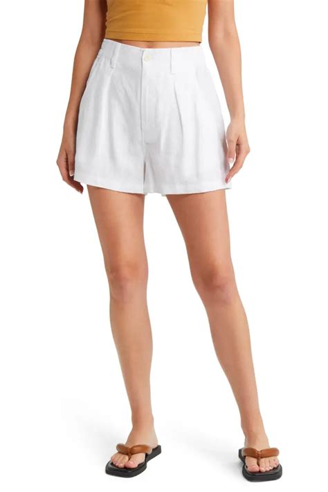 The 11 Best Linen Shorts for Women in 2025 | Marie Claire