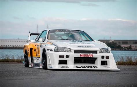 GT-R R34, Liberty Walk BodyKit [1080x686] : r/carporn