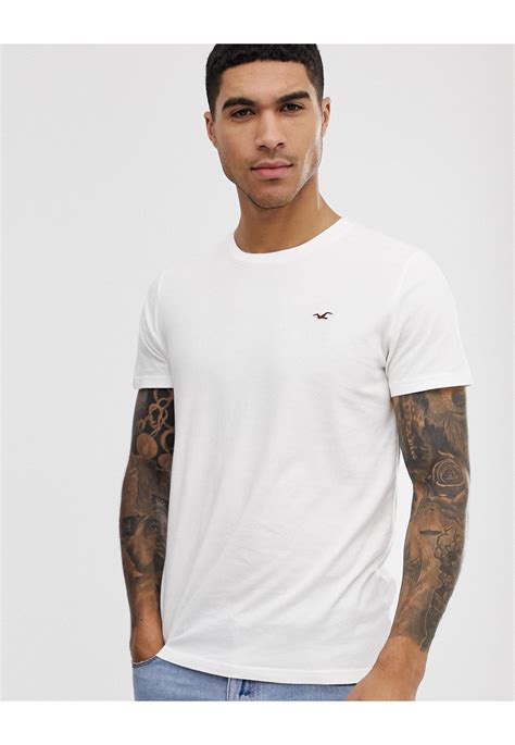 Hollster Clothes