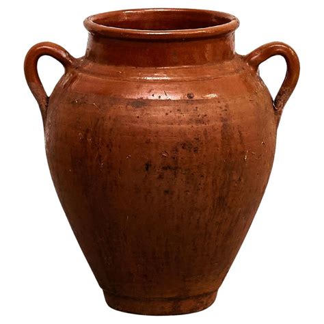 Early 20th Century Traditional Spanish Ceramic Vase For Sale at 1stDibs