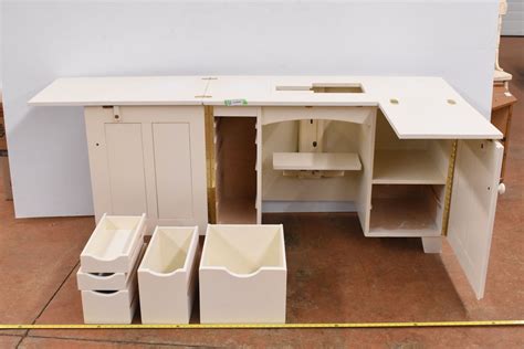 *White Fold-away Sewing Desk