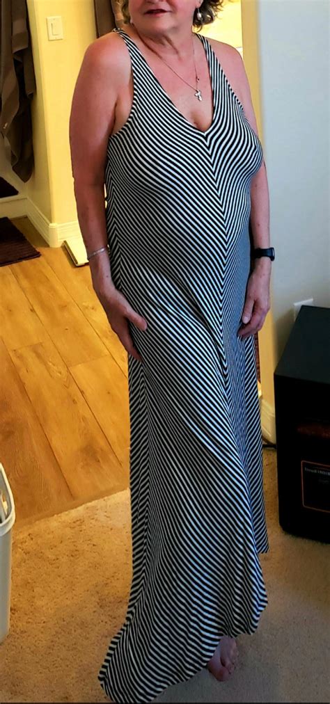 Braless and Flawless Wine thirty : r/braless