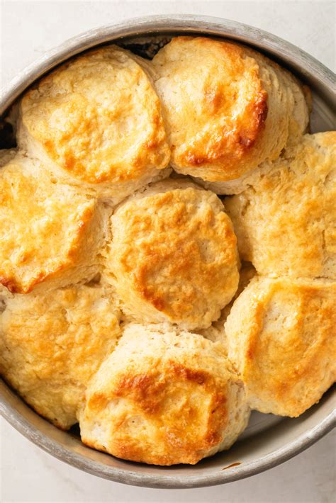 Old-Fashioned Buttermilk Biscuits (Southern Recipe) – Cooks with Soul