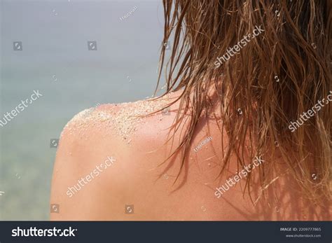 9,902 Back Women's Hair Images, Stock Photos & Vectors | Shutterstock