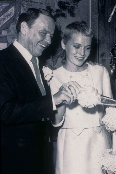 Frank Sinatra et Mia Farrow