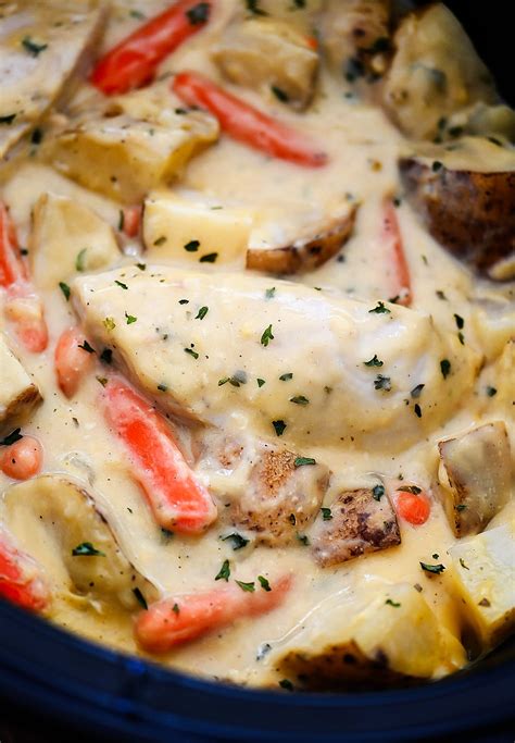 Crock pot Creamy Ranch Chicken - EASY RECIPES