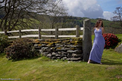 TW Pornstars - Restrained Elegance 🏴󠁧󠁢󠁷󠁬󠁳󠁿. Twitter. : 53,065 full-res photos and 177 video ...