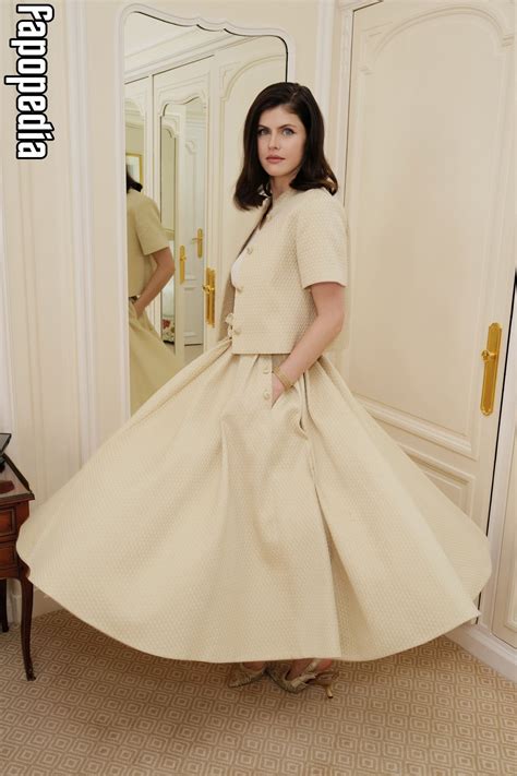 Alexandra Daddario Nude Leaks - Photo #1453386 - Fapopedia